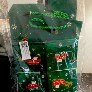 Surprise Gift Box Set